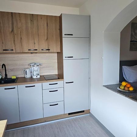 Apartments Zala Matusan Супетарска Драга Екстериор снимка