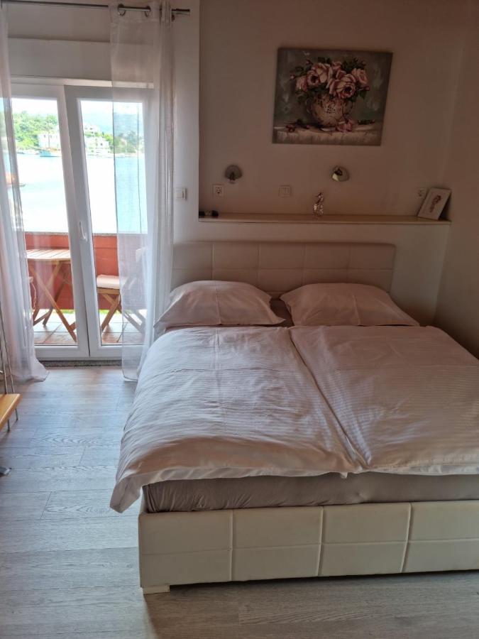 Apartments Zala Matusan Супетарска Драга Екстериор снимка