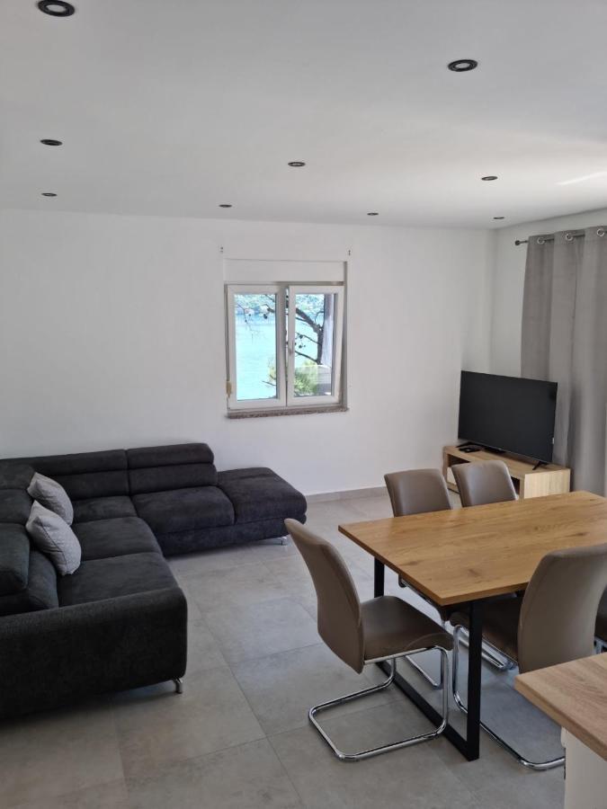Apartments Zala Matusan Супетарска Драга Екстериор снимка